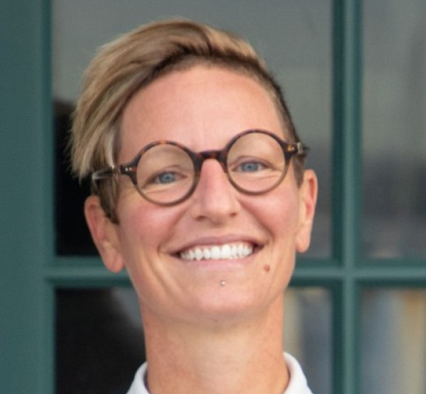 Profile photo of Holly Shoebridge (Accountant) smiling